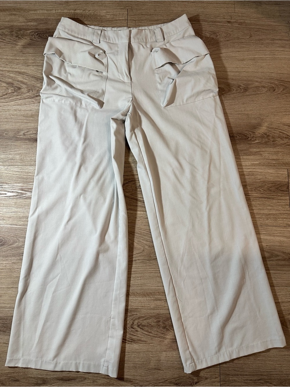 Forever 21 Women’s Light Beige Wide leg Trousers